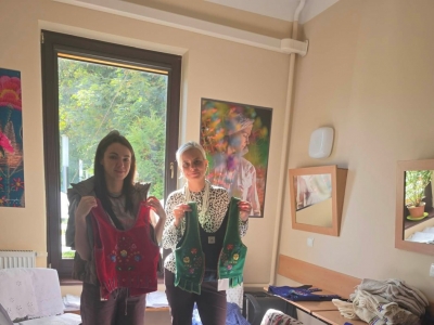 Prezentujemy finałowy efekt realizacji projektu: „Trzy odcienie Żywiecczyzny – uzupełnienie strojów regionalnych z terenu Gminy Łodygowice dla wielopokoleniowego Zespołu Regionalnego Magurzanie