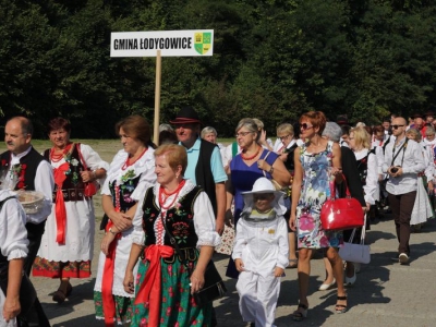 Gmina Łodygowice na Dożynkach Diecezjalno-Powiatowych w Żywcu - zdjęcie1