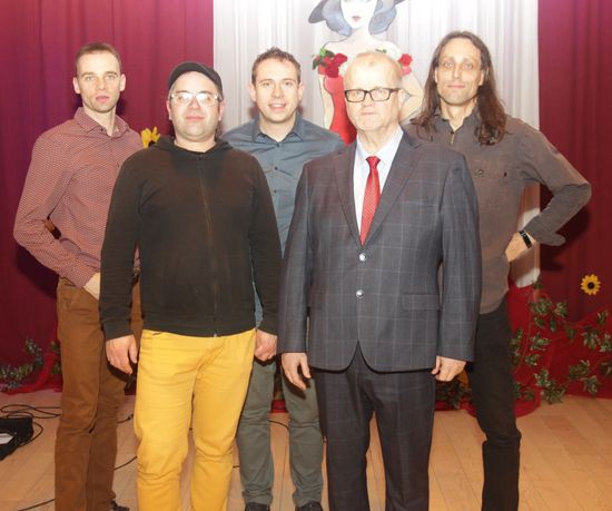 Muzyczna podróż z zespołem NIVEL