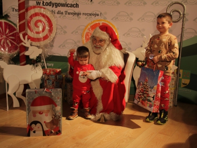Święty Mikołaj w GOK-u - zdjęcie7
