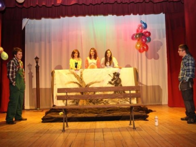 Premiera grupy teatralnej - zdjęcie11
